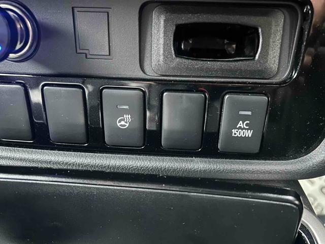 アウトランダーPHEV Gリミテッドエディション 4WD ETC バックカメラ クリアランスソナー オートクルーズコントロール レーンアシスト パワーシート 衝突被害軽減システム ナビ オートライト LEDヘッドランプ アルミホイール スマートキー(4枚目)