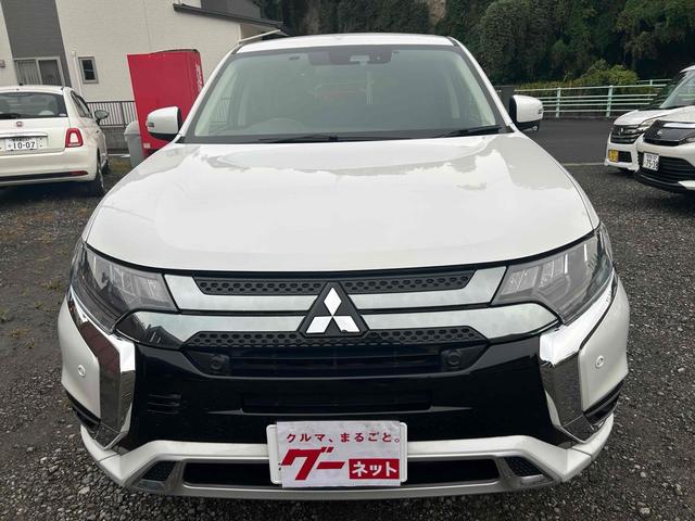 アウトランダーPHEV Gリミテッドエディション 4WD ETC バックカメラ クリアランスソナー オートクルーズコントロール レーンアシスト パワーシート 衝突被害軽減システム ナビ オートライト LEDヘッドランプ アルミホイール スマートキー(8枚目)