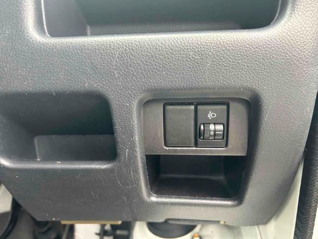 キャリイトラック 　４ＷＤ　ＭＴ　エアコン（7枚目）