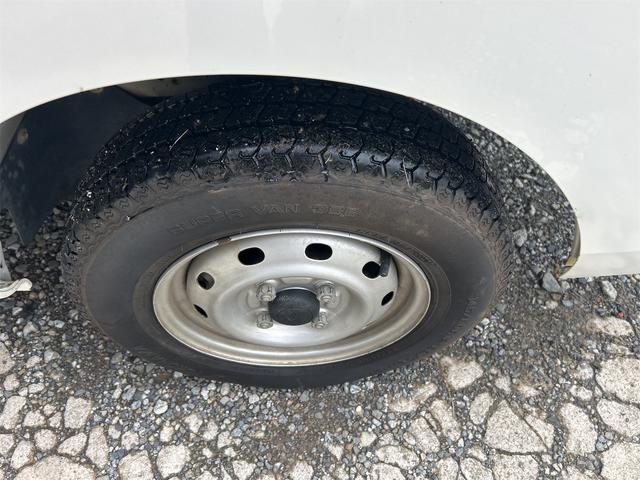 ハイゼットトラック スタンダード 4WD・オートマ車・エアコン・パワステ・車検令和9年9月迄・走行42200KM・メッキグリル(25枚目)