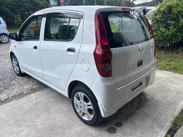 ミラ Ｘスペシャル　５速マニュアル・走行１４１００Ｋｍ・車検令和８年７月迄・タイヤ４本新品交換済・故障診断実施済（6枚目）