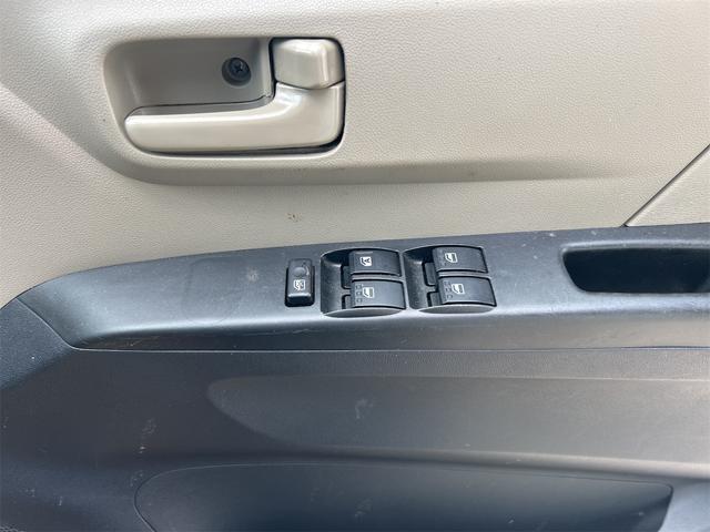 ミラ Ｘスペシャル　５速マニュアル・走行１４１００Ｋｍ・車検令和８年７月迄・タイヤ４本新品交換済・故障診断実施済（14枚目）