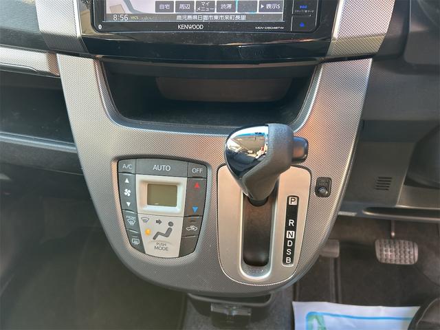 �����X�̍ۂ͎��O�ɂ��d�b�����[���ɂĂ��A���������B�X���[�Y�ȑΉ��������Ă���������悤�z�����܂��B