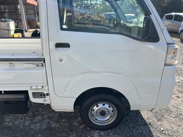 ハイゼットトラック スタンダード 2WD5速マニュアル・車検令和8年6月迄・エアコン・パワステ・走行68400Km・故障診断実施済(11枚目)