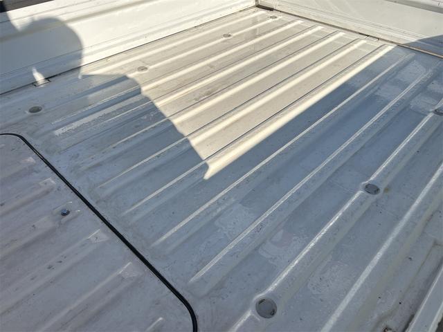 ハイゼットトラック スタンダード 2WD5速マニュアル・車検令和8年6月迄・エアコン・パワステ・走行68400Km・故障診断実施済(16枚目)