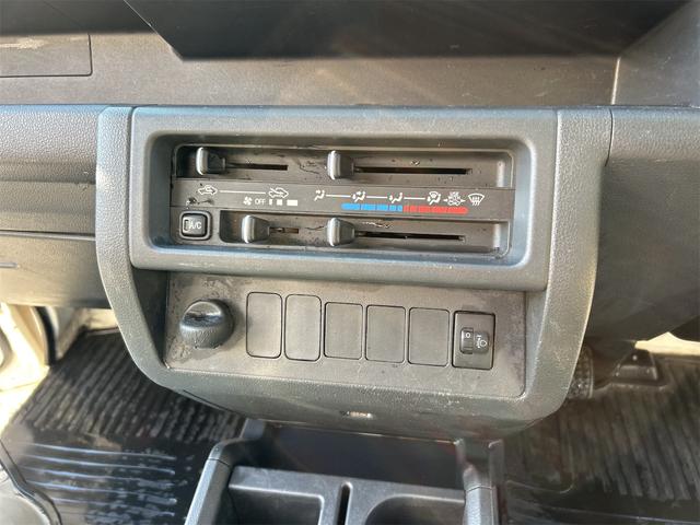 ハイゼットトラック スタンダード 2WD5速マニュアル・車検令和8年6月迄・エアコン・パワステ・走行68400Km・故障診断実施済(23枚目)