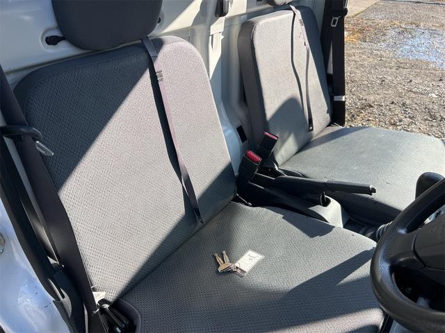 ハイゼットトラック スタンダード 2WD5速マニュアル・車検令和8年6月迄・エアコン・パワステ・走行68400Km・故障診断実施済(26枚目)