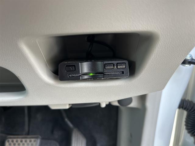 ムーヴ Ｌ　ＳＡＩＩ　ＥＴＣ　クリアランスソナー　衝突被害軽減システム　キーレスエントリー　アイドリングストップ　電動格納ミラー　ベンチシート　ＣＶＴ　盗難防止システム　ＡＢＳ　ＥＳＣ　ＣＤ　衝突安全ボディ　エアコン（11枚目）