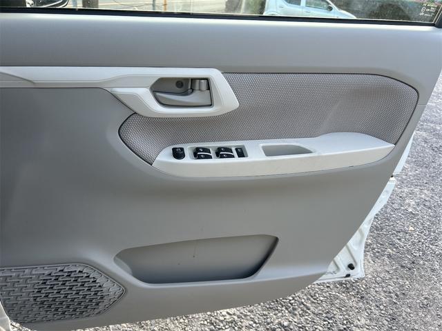 ムーヴ Ｌ　ＳＡＩＩ　ＥＴＣ　クリアランスソナー　衝突被害軽減システム　キーレスエントリー　アイドリングストップ　電動格納ミラー　ベンチシート　ＣＶＴ　盗難防止システム　ＡＢＳ　ＥＳＣ　ＣＤ　衝突安全ボディ　エアコン（40枚目）