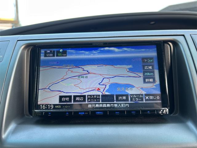 エスティマ アエラス　ＥＴＣ　バックカメラ　ナビ　ＴＶ　両側スライド・片側電動　ＨＩＤ　サンルーフ　スマートキー　電動格納ミラー　３列シート　オットマン　ＣＶＴ　アルミホイール　ＣＤ　ＤＶＤ再生　ＵＳＢ　Ｂｌｕｅｔｏｏｔｈ（4枚目）