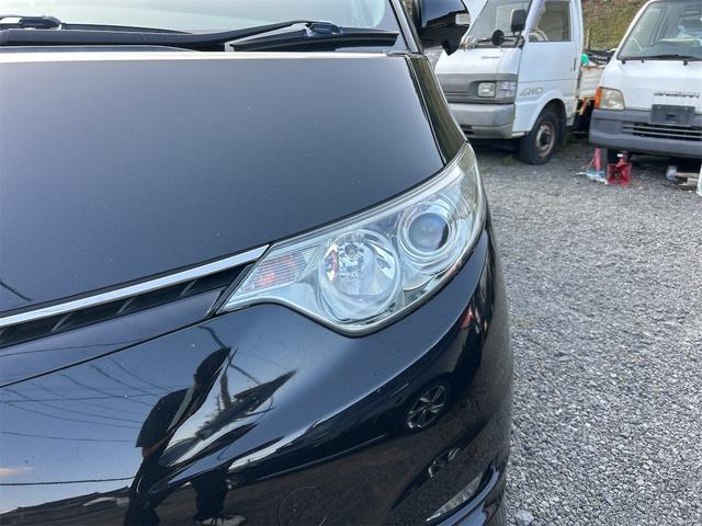 エスティマ アエラス　ＥＴＣ　バックカメラ　ナビ　ＴＶ　両側スライド・片側電動　ＨＩＤ　サンルーフ　スマートキー　電動格納ミラー　３列シート　オットマン　ＣＶＴ　アルミホイール　ＣＤ　ＤＶＤ再生　ＵＳＢ　Ｂｌｕｅｔｏｏｔｈ（15枚目）