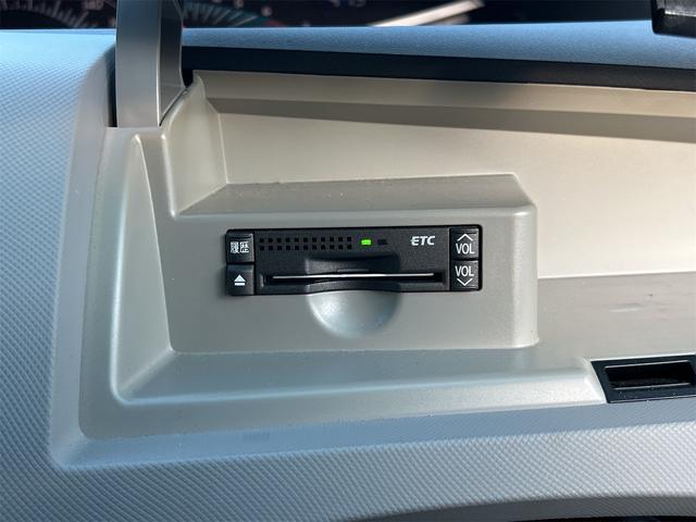 エスティマ アエラス　ＥＴＣ　バックカメラ　ナビ　ＴＶ　両側スライド・片側電動　ＨＩＤ　サンルーフ　スマートキー　電動格納ミラー　３列シート　オットマン　ＣＶＴ　アルミホイール　ＣＤ　ＤＶＤ再生　ＵＳＢ　Ｂｌｕｅｔｏｏｔｈ（47枚目）