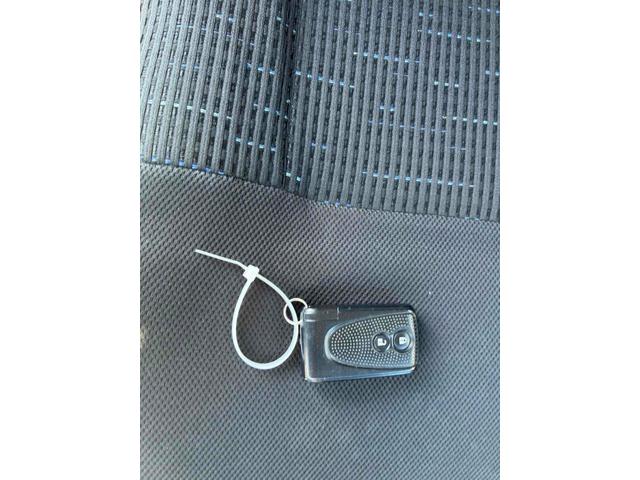 �t���Ăĕ֗��I�ƂĂ��l�C�̍��������̃X�}�[�g�L�[�V�X�e���B�L�[���g�т��Ă��邾���ŁA�h�A���b�N�̊J���тɃG���W���̎n�����\�ȑ����ł��B�v�b�V���X�^�[�g�ł��̂ŃG���W���̎n�����{�^�������������ł�