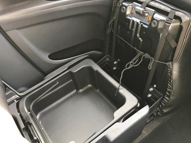 S 両側パワスラ HID フォグ 新品ナビ TV Bカメラ F・R ドアスイッチ(45枚目)