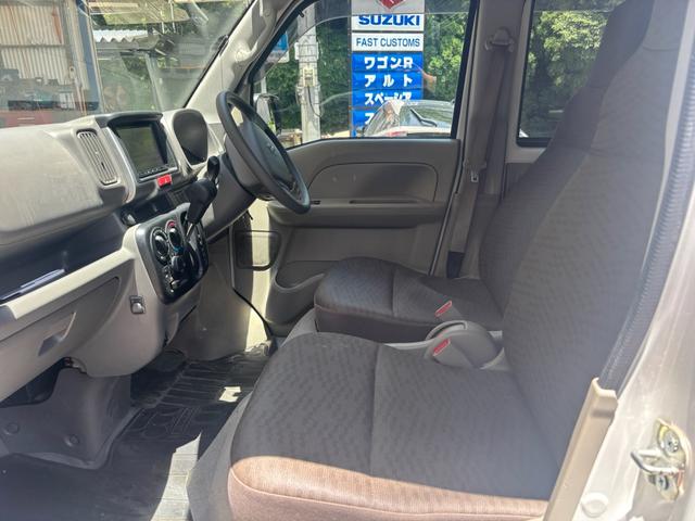 エブリイ ＰＡリミテッド　４ＡＴ　ナビ　フルセグＴＶ　Ｂｌｕｅｔｏｏｔｈ接続　ＣＤ／ＤＶＤ再生　バックカメラ　ドライブレコーダー　ＥＴＣ　盗難防止システム　キーレスエントリー　アイドリングストップ　パワーウインドウ（19枚目）