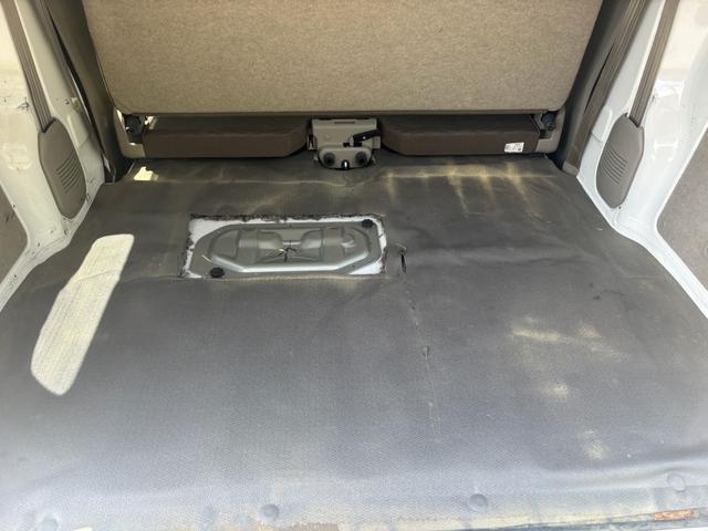 エブリイ ＰＡリミテッド　４ＡＴ　ナビ　フルセグＴＶ　Ｂｌｕｅｔｏｏｔｈ接続　ＣＤ／ＤＶＤ再生　バックカメラ　ドライブレコーダー　ＥＴＣ　盗難防止システム　キーレスエントリー　アイドリングストップ　パワーウインドウ（29枚目）