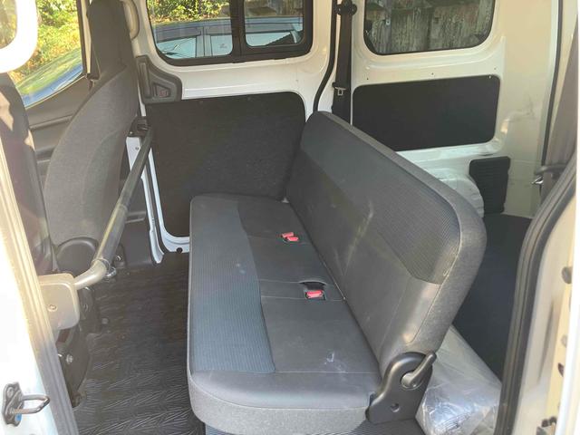 ＮＶ２００バネットバン ＤＸ　両側スライドドア　ＡＴ　エアコン　パワーウィンドウ　運転席エアバッグ（13枚目）