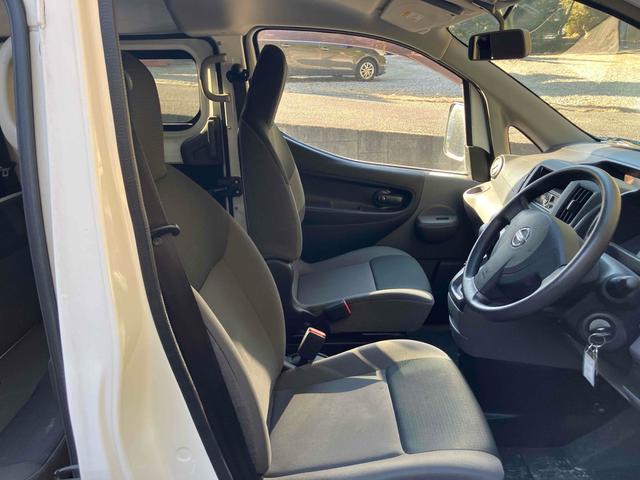 ＮＶ２００バネットバン ＤＸ　両側スライドドア　ＡＴ　エアコン　パワーウィンドウ　運転席エアバッグ（14枚目）