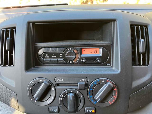 ＮＶ２００バネットバン ＤＸ　両側スライドドア　ＡＴ　エアコン　パワーウィンドウ　運転席エアバッグ（16枚目）
