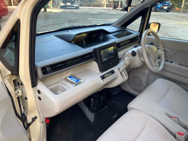 ワゴンＲ ハイブリッドＦＸ　ＴＶ　クリアランスソナー　レーンアシスト　衝突被害軽減システム　オートライト　スマートキー　アイドリングストップ　電動格納ミラー　シートヒーター　ベンチシート　ＣＶＴ　盗難防止システム　ＡＢＳ　ＥＳＣ（22枚目）