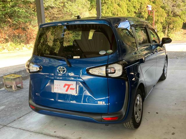 シエンタ ハイブリッドＧ　ドライブレコーダー　バックカメラ　ナビ　ＴＶ　レーンアシスト　衝突被害軽減システム　両側電動スライドドア　オートマチックハイビーム　スマートキー　アイドリングストップ　ＣＶＴ　ＣＤ　Ｂｌｕｅｔｏｏｔｈ（4枚目）