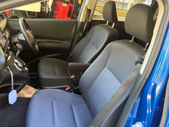 シエンタ ハイブリッドＧ　ドライブレコーダー　バックカメラ　ナビ　ＴＶ　レーンアシスト　衝突被害軽減システム　両側電動スライドドア　オートマチックハイビーム　スマートキー　アイドリングストップ　ＣＶＴ　ＣＤ　Ｂｌｕｅｔｏｏｔｈ（17枚目）