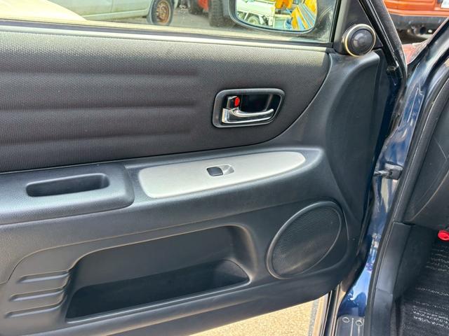 アルテッツァ ＲＳ２００　即ドリフトＯＫ！　ＥＴＣ　アルミホイール　ＨＩＤ　ＭＴ　キーレスエントリー　衝突安全ボディ　ＡＢＳ　エアコン（36枚目）