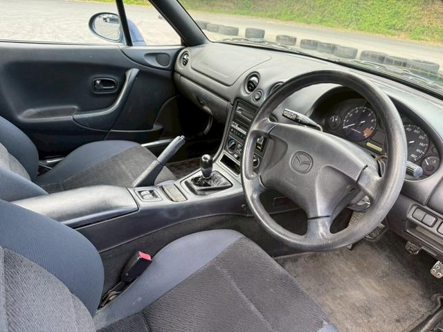 ロードスター 　ＮＲ－Ａ　オープンカー　５速マニュアル車　アルミホイール　ＣＤ　ＭＤ　エアコン　パワーステアリング　パワーウィンドウ（5枚目）