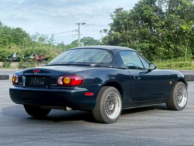 ロードスター 　ＮＲ－Ａ　オープンカー　５速マニュアル車　アルミホイール　ＣＤ　ＭＤ　エアコン　パワーステアリング　パワーウィンドウ（10枚目）