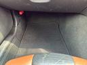 助手席の足元もきれい