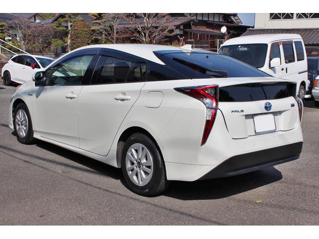 プリウス Ｓセーフティプラス　禁煙　純正ナビＴＶ　バックカメラ　ヘッドアップディスプレイ　レーダークルコン　衝突軽減ブレーキ　レーンアシスト　クリアランスソナー　オートライト　スマートキー　ＬＥＤライト　ＥＴＣ（3枚目）
