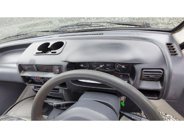 ハイゼットトラック スペシャル　パートタイム４ＷＤ　トランスファＬＨ切替付　５ＭＴ　エアコン　ラジオ　ドアバイザー　フロアーマット　荷台マット　ゲートプロテクター　荷台作業灯　記録簿　リヤリーフスプリング４枚　タイミングベルト交換済（33枚目）