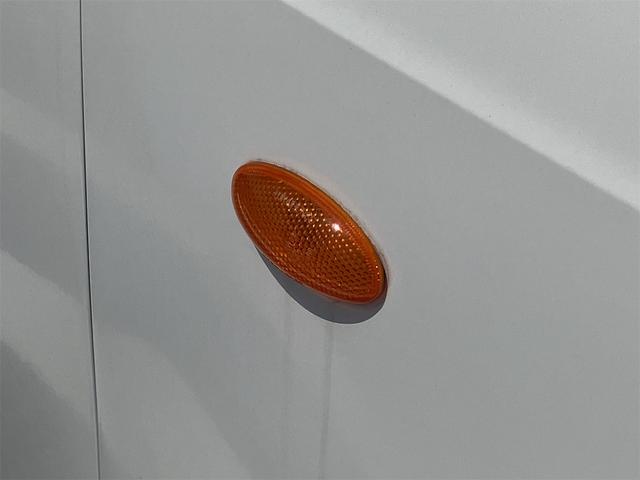 アルト Ｌ　キーレスエントリー　アイドリングストップ　シートヒーター　ＣＶＴ　盗難防止システム　ＡＢＳ　ＥＳＣ　ＣＤオーディオ　衝突安全ボディ　エアコン　パワーステアリング　パワーウィンドウ（27枚目）