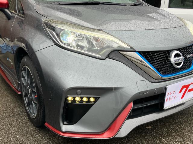 ノート ｅ－パワーニスモ　全方位カメラ　衝突被害軽減ブレーキ　デジタルインナーミラー　Ｂｌｕｅｔｏｏｔｈ　ナビ　フルセグＴＶ　ＣＤ　ＤＶＤ　スマートキー　ＥＴＣ（6枚目）
