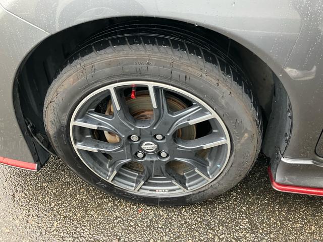 ノート ｅ－パワーニスモ　全方位カメラ　衝突被害軽減ブレーキ　デジタルインナーミラー　Ｂｌｕｅｔｏｏｔｈ　ナビ　フルセグＴＶ　ＣＤ　ＤＶＤ　スマートキー　ＥＴＣ（17枚目）