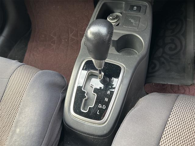 ミラージュ 　ＥＴＣ　ナビ　ＴＶ　衝突被害軽減システム　オートライト　ＨＩＤ　スマートキー　アイドリングストップ　電動格納ミラー　ＣＶＴ　盗難防止システム　衝突安全ボディ　ＡＢＳ　ＥＳＣ　ＣＤ　ＵＳＢ（9枚目）