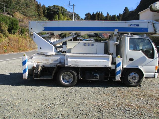 アトラストラック 　高所作業車　アイチＵ５０５　作業床高さ１４．６Ｍ　ユニットアワメーター７４７０Ｈ（6枚目）