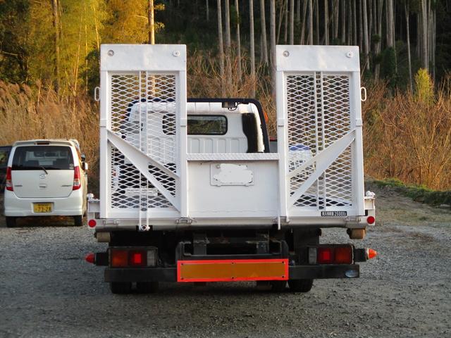 キャンター 　キャリアカー　積載２．６ｔ（8枚目）