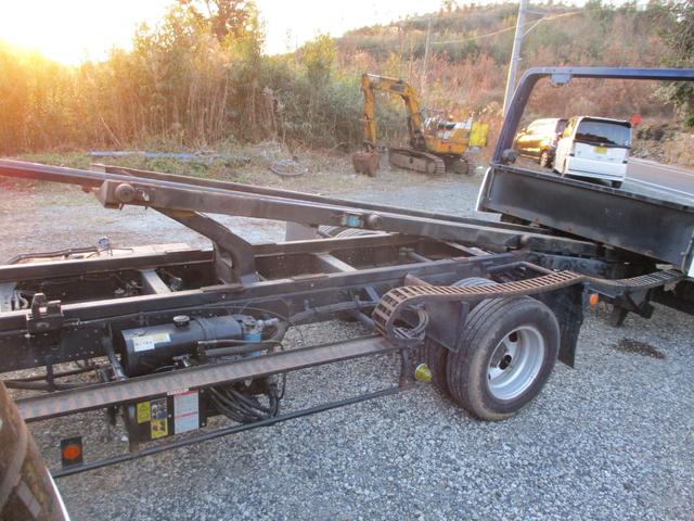 キャンター 　キャリアカー　積載２．６ｔ（11枚目）