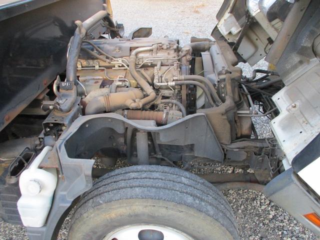 キャンター 　キャリアカー　積載２．６ｔ（16枚目）