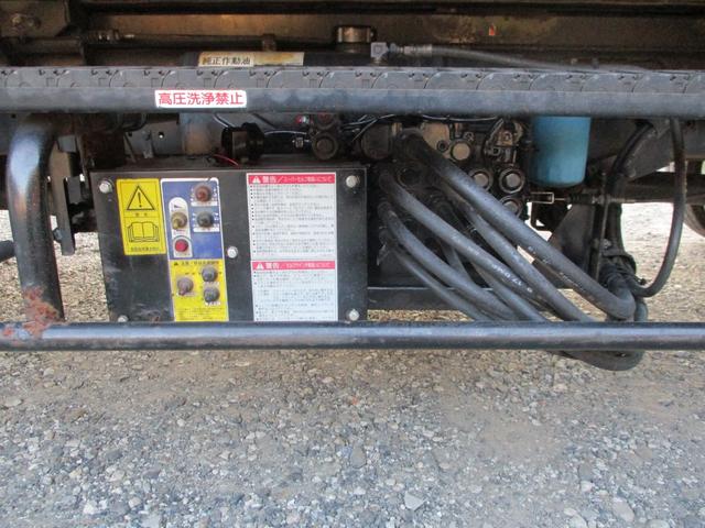 キャンター 　キャリアカー　積載２．６ｔ（31枚目）