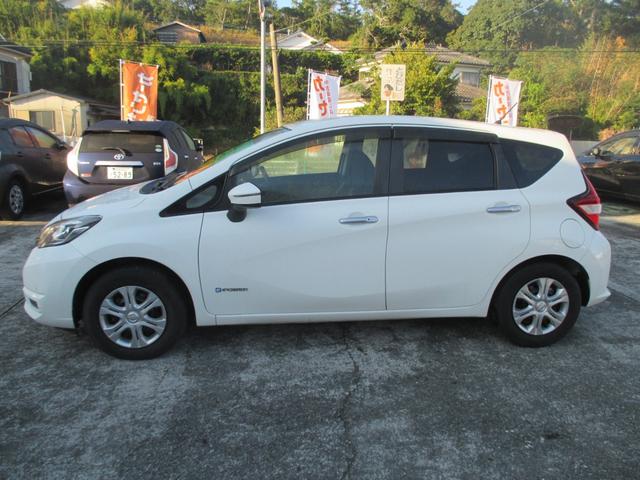 ノート ｅ－パワー　Ｘ　ブラックアロー（3枚目）