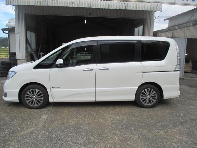 セレナ ハイウェイスター　Ｖセレ＋セーフティ　ＳＨＶ　Ａセフ（3枚目）