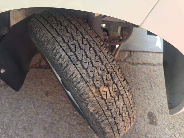 ハイゼットカーゴ 　ＡＴ　両側スライドドア　エアコン　パワーステアリング　パワーウィンドウ　運転席エアバッグ　助手席エアバッグ（21枚目）