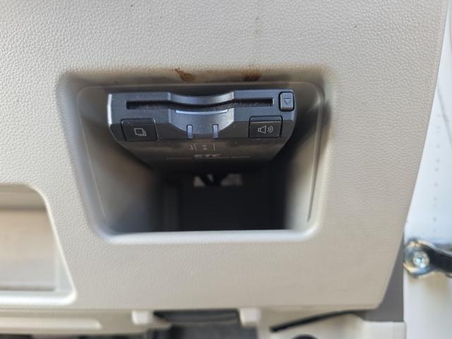 タント 　福祉車輌　ドライブレコーダー　ＥＴＣ　バックカメラ　両側スライド・片側電動　ＴＶ　衝突被害軽減システム　スマートキー　アイドリングストップ　電動格納ミラー　ベンチシート　ＣＶＴ　ＡＢＳ　ＥＳＣ　ＵＳＢ（6枚目）