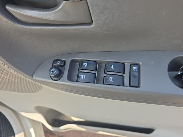 タント 　福祉車輌　ドライブレコーダー　ＥＴＣ　バックカメラ　両側スライド・片側電動　ＴＶ　衝突被害軽減システム　スマートキー　アイドリングストップ　電動格納ミラー　ベンチシート　ＣＶＴ　ＡＢＳ　ＥＳＣ　ＵＳＢ（10枚目）