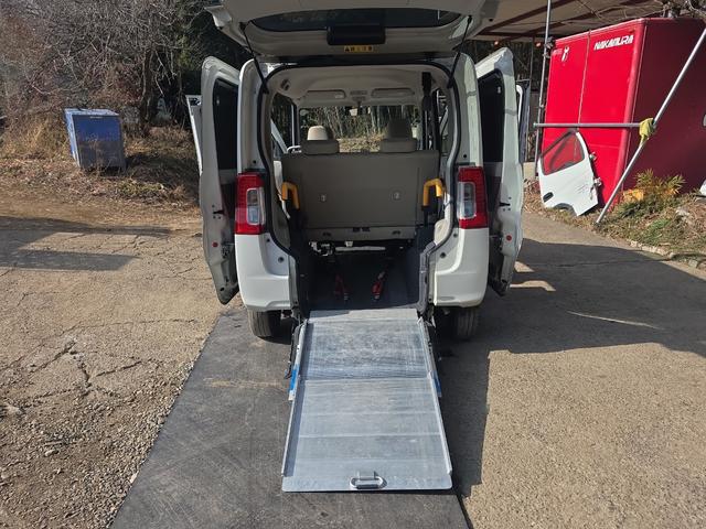 タント 　福祉車輌　ドライブレコーダー　ＥＴＣ　バックカメラ　両側スライド・片側電動　ＴＶ　衝突被害軽減システム　スマートキー　アイドリングストップ　電動格納ミラー　ベンチシート　ＣＶＴ　ＡＢＳ　ＥＳＣ　ＵＳＢ（19枚目）