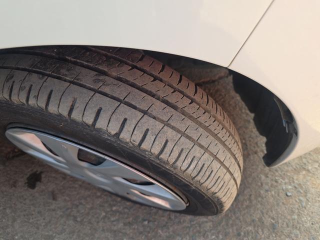 タント 　福祉車輌　ドライブレコーダー　ＥＴＣ　バックカメラ　両側スライド・片側電動　ＴＶ　衝突被害軽減システム　スマートキー　アイドリングストップ　電動格納ミラー　ベンチシート　ＣＶＴ　ＡＢＳ　ＥＳＣ　ＵＳＢ（25枚目）