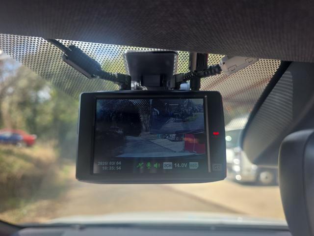 �h���C�u���R�[�_�[�����Ă��܂��I�������̂��N�����Ă��܂�����B����Ȏ��ɐS���������ɂȂ�̂��A�^�]�̋L�^���f���Ɖ��ŋL�^����h���C�u���R�[�_�[�ł��B