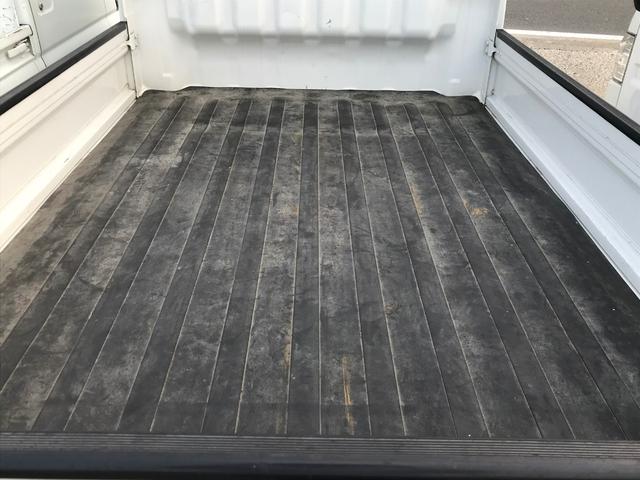 スタンダード 農用スペシャル 4WD・エアコン・パワステ・三方開・荷台作業灯・三方開・5速マニュアル車(9枚目)